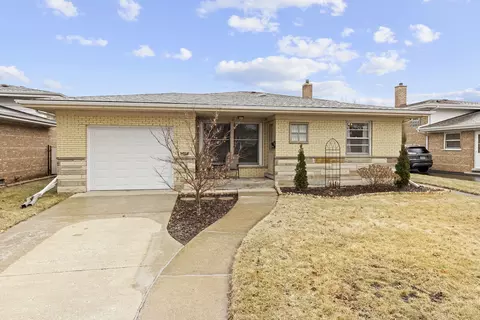 9605 S Knox Ave, Oak Lawn, IL 60453