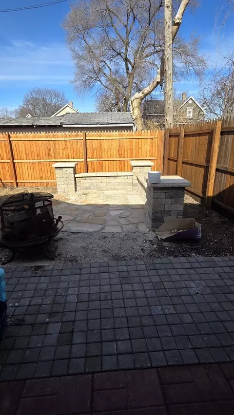 752 North Ave, Aurora, IL 60505 photo 5