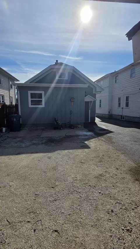 752 North Ave, Aurora, IL 60505 photo 6