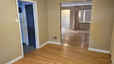 2114 E 73rd St, Chicago, IL 60649 photo 6