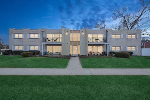18310 Cherry Creek Dr #3, Homewood, IL 60430
