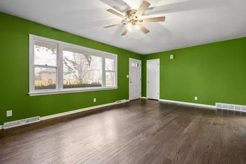 17 Sunset Ln, Algonquin, IL 60102 photo 5