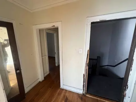 Entry Way - Undisclosed, Chicago, IL 60619 photo 6 of 12