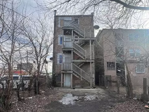 Exterior - Undisclosed, Chicago, IL 60619 photo 2 of 2