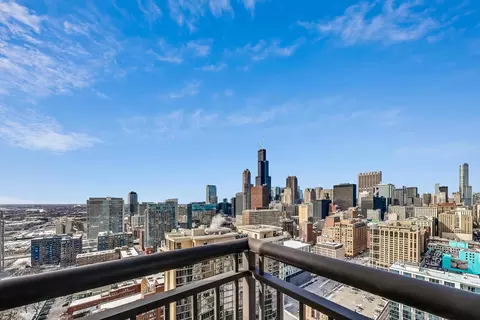 View/Area - 41 E 8th St #3107, Chicago, IL 60605 photo 3 of 5