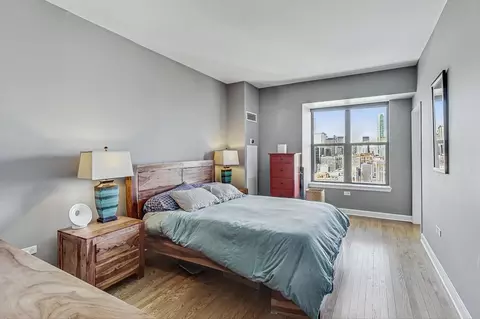 Bedroom - 41 E 8th St #3107, Chicago, IL 60605 photo 1 of 3