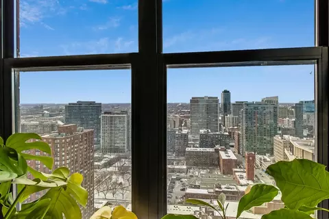 View/Area - 41 E 8th St #3107, Chicago, IL 60605 photo 5 of 5