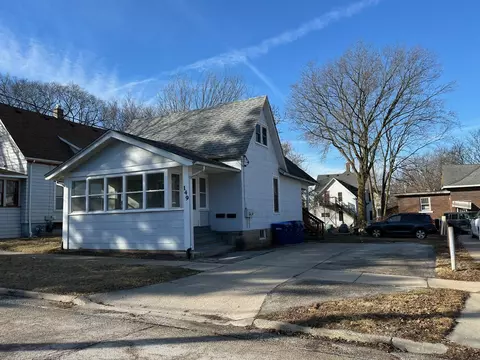 149 Harrison St, Dekalb, IL 60115