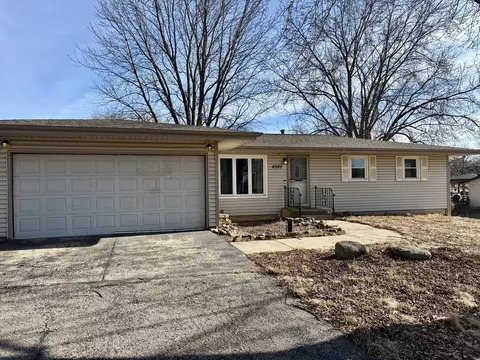 4580 Linview Dr, Rockford, IL 61109