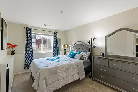 Bedroom - 5237 Mayfair Ln, Matteson, IL 60443 photo 1 of 3