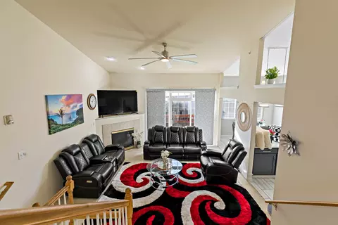 Living - 5237 Mayfair Ln, Matteson, IL 60443 photo 2 of 2