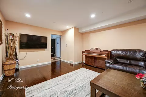 Other - 510 Skyline Dr, Algonquin, IL 60102 photo 1 of 4