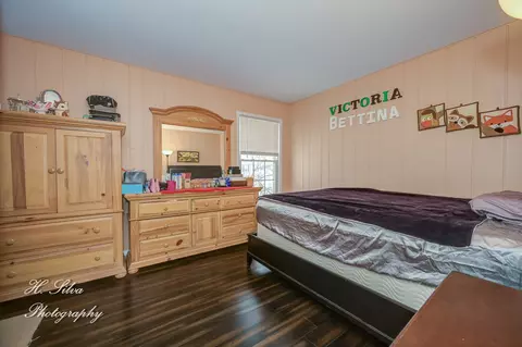 Bedroom - 510 Skyline Dr, Algonquin, IL 60102 photo 2 of 4