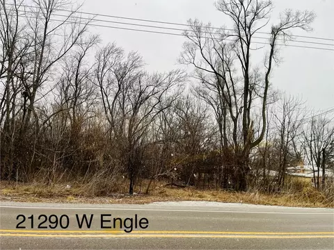 21290 W Engle Dr, Lake Villa, IL 60046