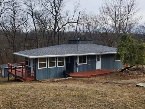 1642 Tanglewood Dr, Varna, IL 61375