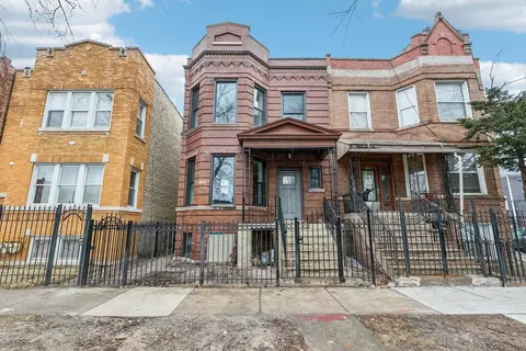 1454 N Avers Ave, Chicago, IL 60651