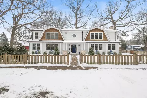 297 Bristol St, Northfield, IL 60093