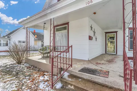 106 S Ellen St, Homer, IL 61849 photo 2