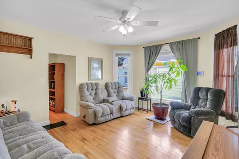106 S Ellen St, Homer, IL 61849 photo 3