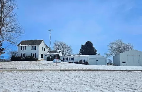18501 Bauer Rd, Custer Park, IL 60481