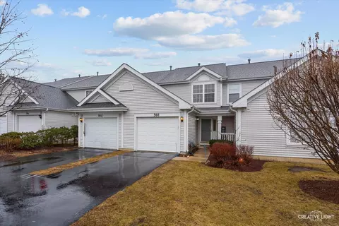 588 Jennifer Cir, Mundelein, IL 60060