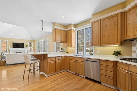 603 Glendale Rd, Glenview, IL 60025 photo 12