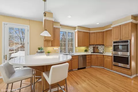 603 Glendale Rd, Glenview, IL 60025 photo 10