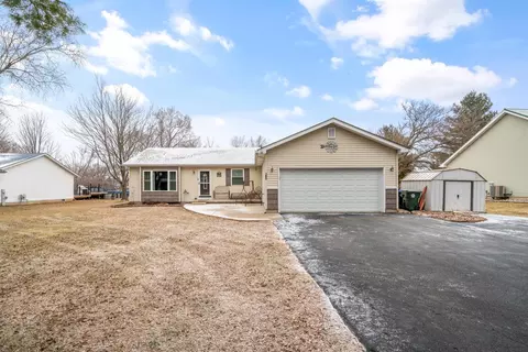 2597 N 3909th Rd, Sheridan, IL 60551