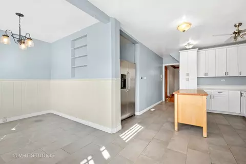 5414 N Luna Ave, Chicago, IL 60630 photo 11
