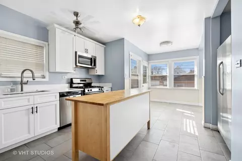 5414 N Luna Ave, Chicago, IL 60630 photo 6