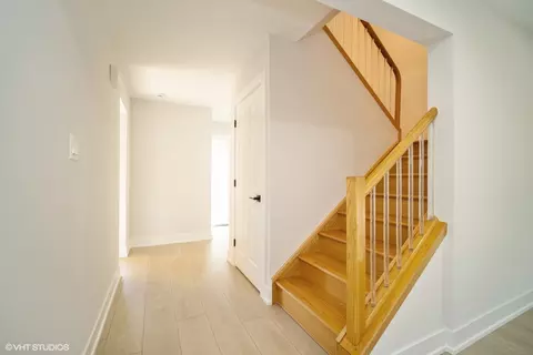 Entry Way - 1672 Ottawa Ct, Wheeling, IL 60090 photo 1 of 1