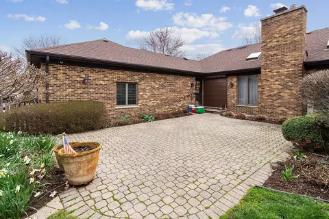 56 Garfield Ridge Ct, Burr Ridge, IL 60527 photo 14