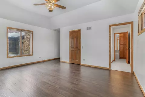 56 Garfield Ridge Ct, Burr Ridge, IL 60527 photo 31