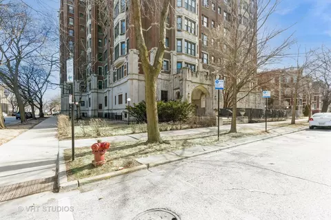 6901 S Oglesby Ave #11C, Chicago, IL 60649