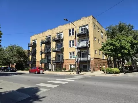 3100 W Addison St #1C, Chicago, IL 60618