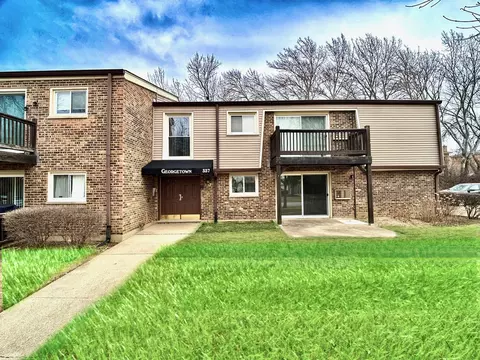 337 N Carter St #203, Palatine, IL 60067