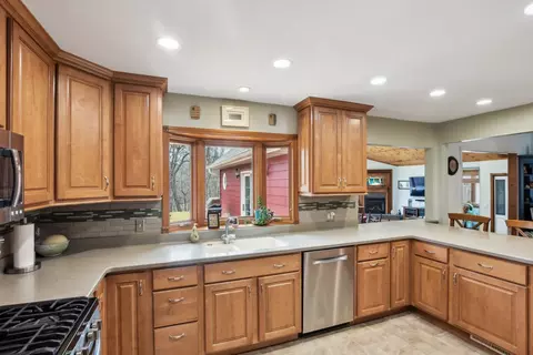 Kitchen - 600 Briar Ln, Morris, IL 60450 photo 2 of 3