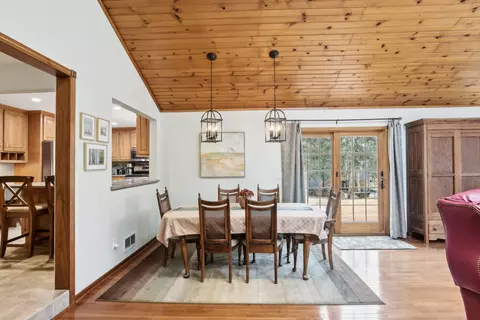 Dining - 600 Briar Ln, Morris, IL 60450 photo 1 of 4