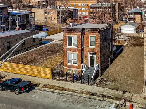 3338 W Congress Pkwy, Chicago, IL 60612