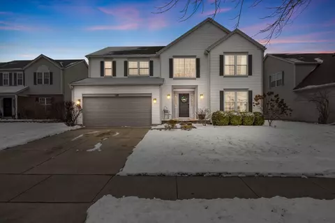 128 Fairfield Dr, Romeoville, IL 60446
