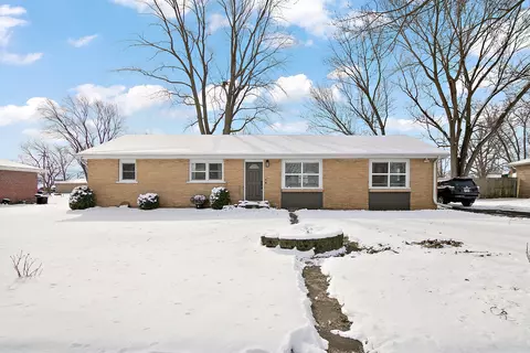 3928 El Camino Dr, Kankakee, IL 60901