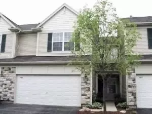655 Shakespeare Dr, Grayslake, IL 60030