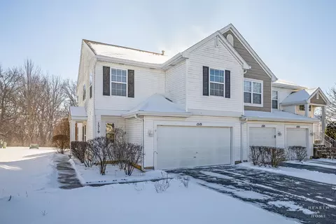 1519 Meadowsedge Ln, Carpentersville, IL 60110