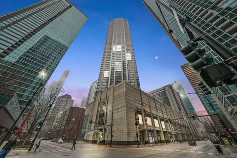 512 N Mcclurg Ct #2705, Chicago, IL 60611