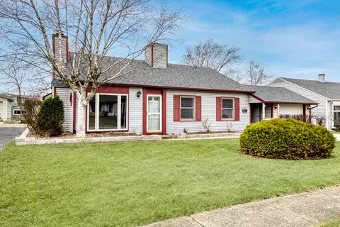 1014 Stratford Cir, Streamwood, IL 60107