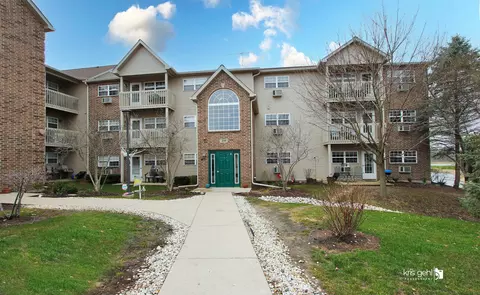 350 Cunat Blvd #2C, Richmond, IL 60071