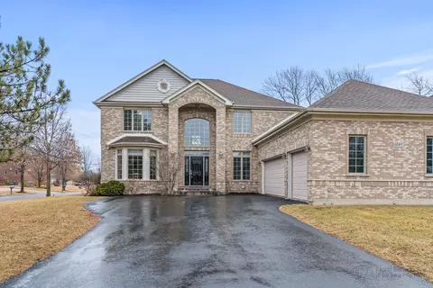 1097 N Palos Ave, Palatine, IL 60067