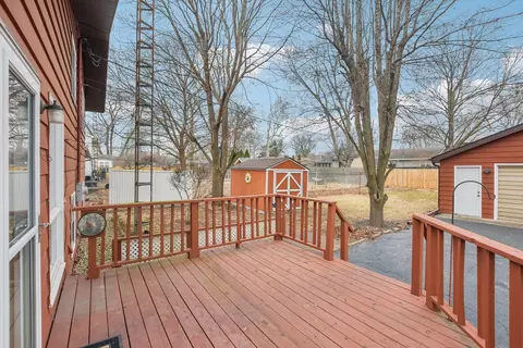 Exterior - 848 E North St, Morris, IL 60450 photo 5 of 9