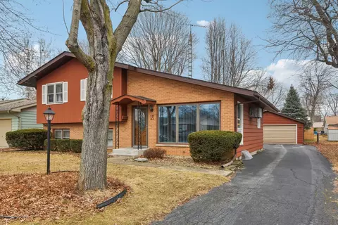 Exterior - 848 E North St, Morris, IL 60450 photo 3 of 9