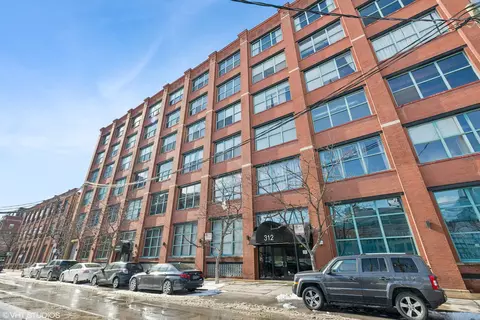 312 N May St #2F, Chicago, IL 60607